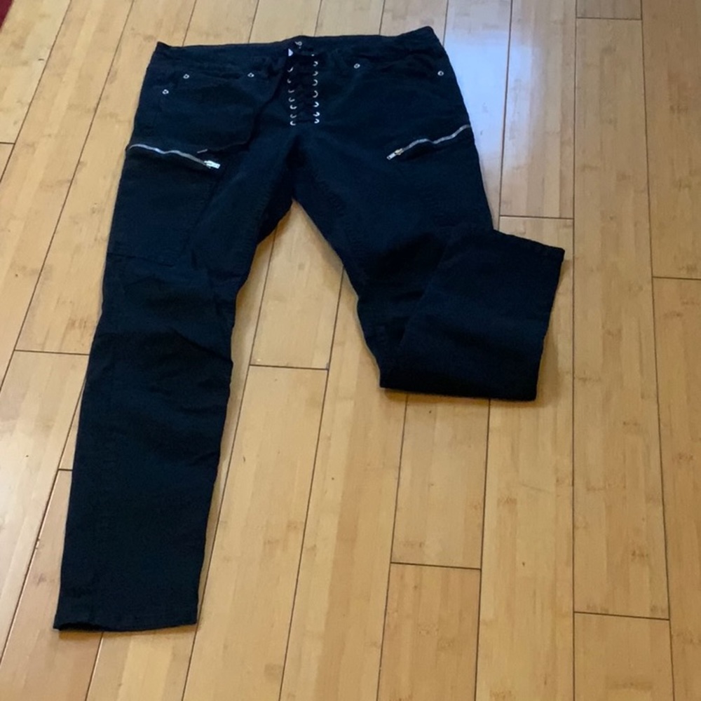 New without tag BOG skinny Pants Size 28